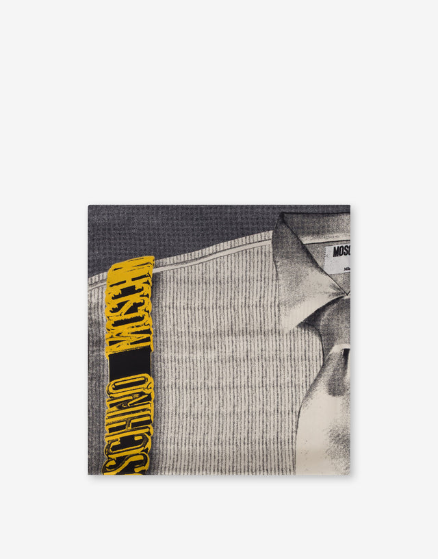 Echarpe en twill de soie imprimé Blanc Moschino 1