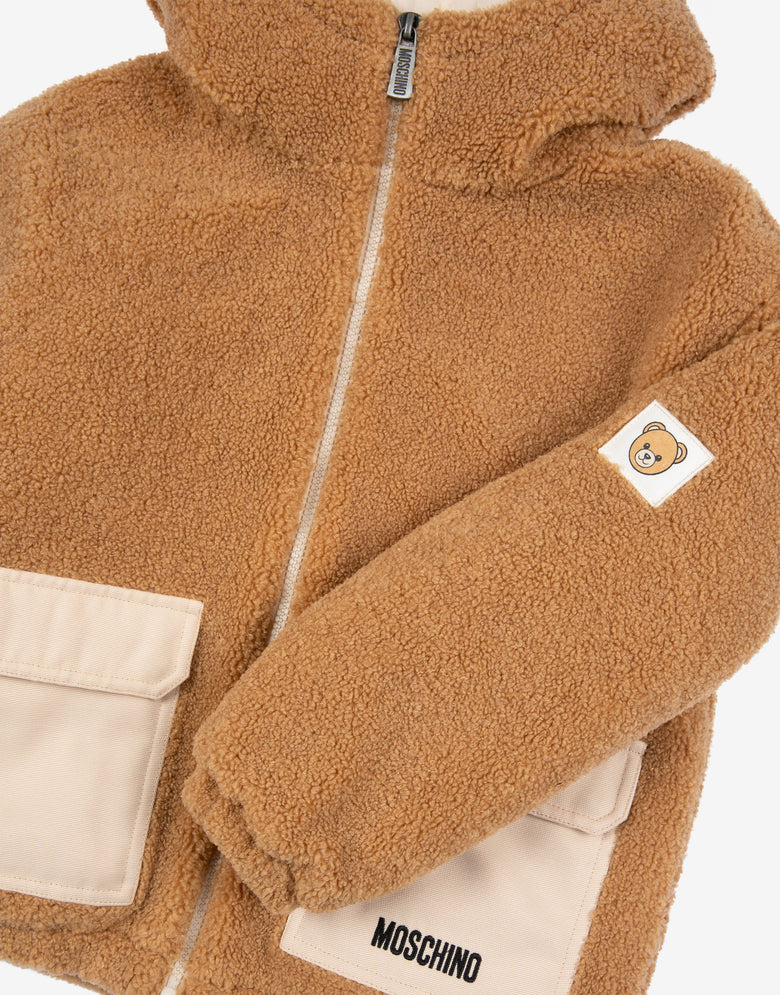 ํ๋๊ฐ ๋ฌ๋ฆฐ ๋ถ๋๋ฌ์ด ํจ๋ธ๋ฆญ ์ฌํท Caramel Moschino 2