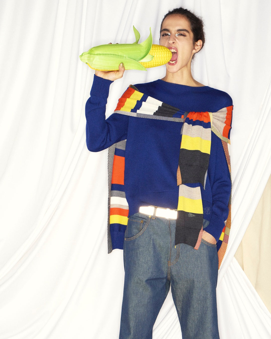 Moschino | オンラインブティック：ラグジュアリーなファッション