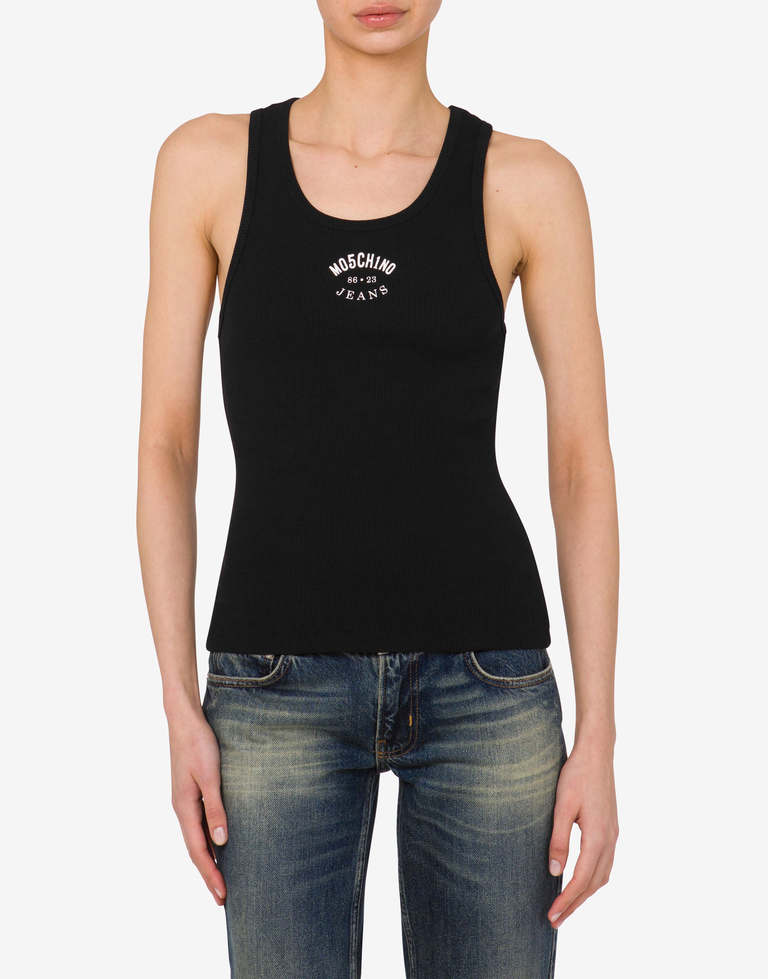 Tシャツ・カットソー MOSCHINO JEANS Woman T-Shirt Black 08873203 1555 Tシャツ・カットソー MOSCHINO JEANS Woman T-Shirt Black