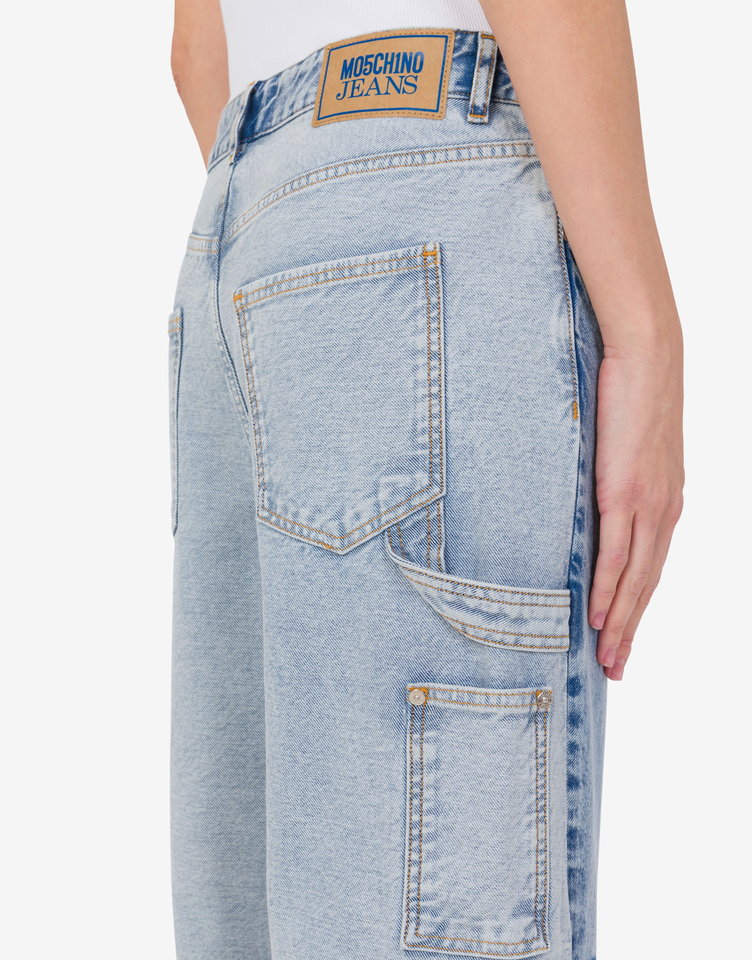 デニム・ジーパン MOSCHINO Women Denim Pants A03160421 0001 WHITE Moschino EN | Moschino Jeans: Women's designer pants and shorts