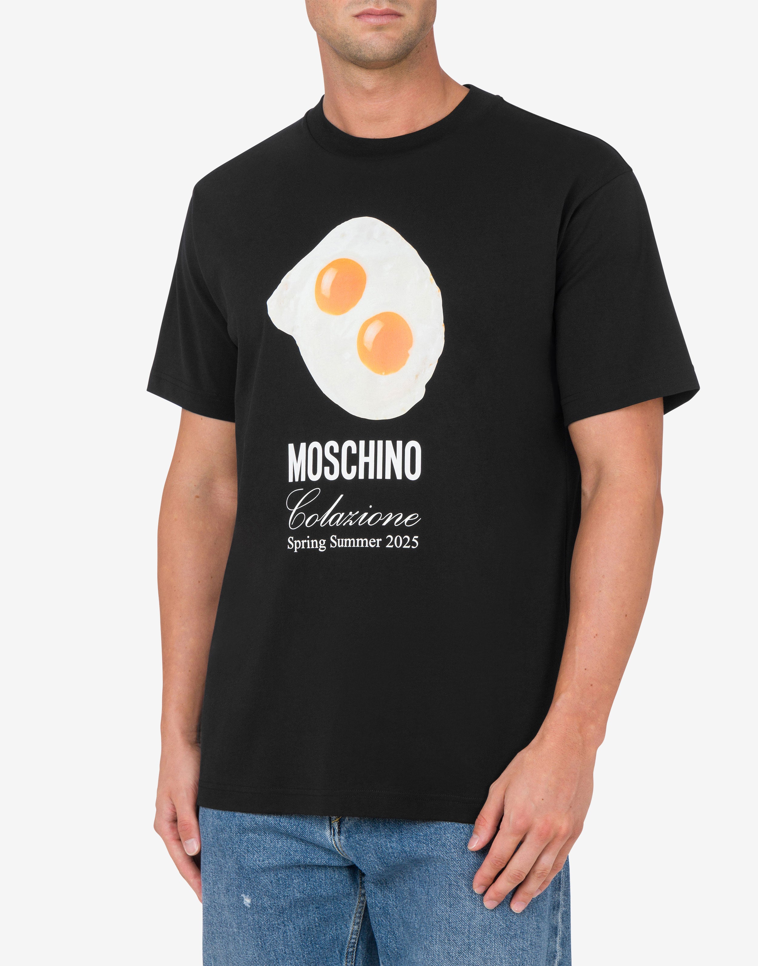 【送料&関税込】Moschino Eggs Printed Crewneck T-shirt T-shirt Eggs | Moschino