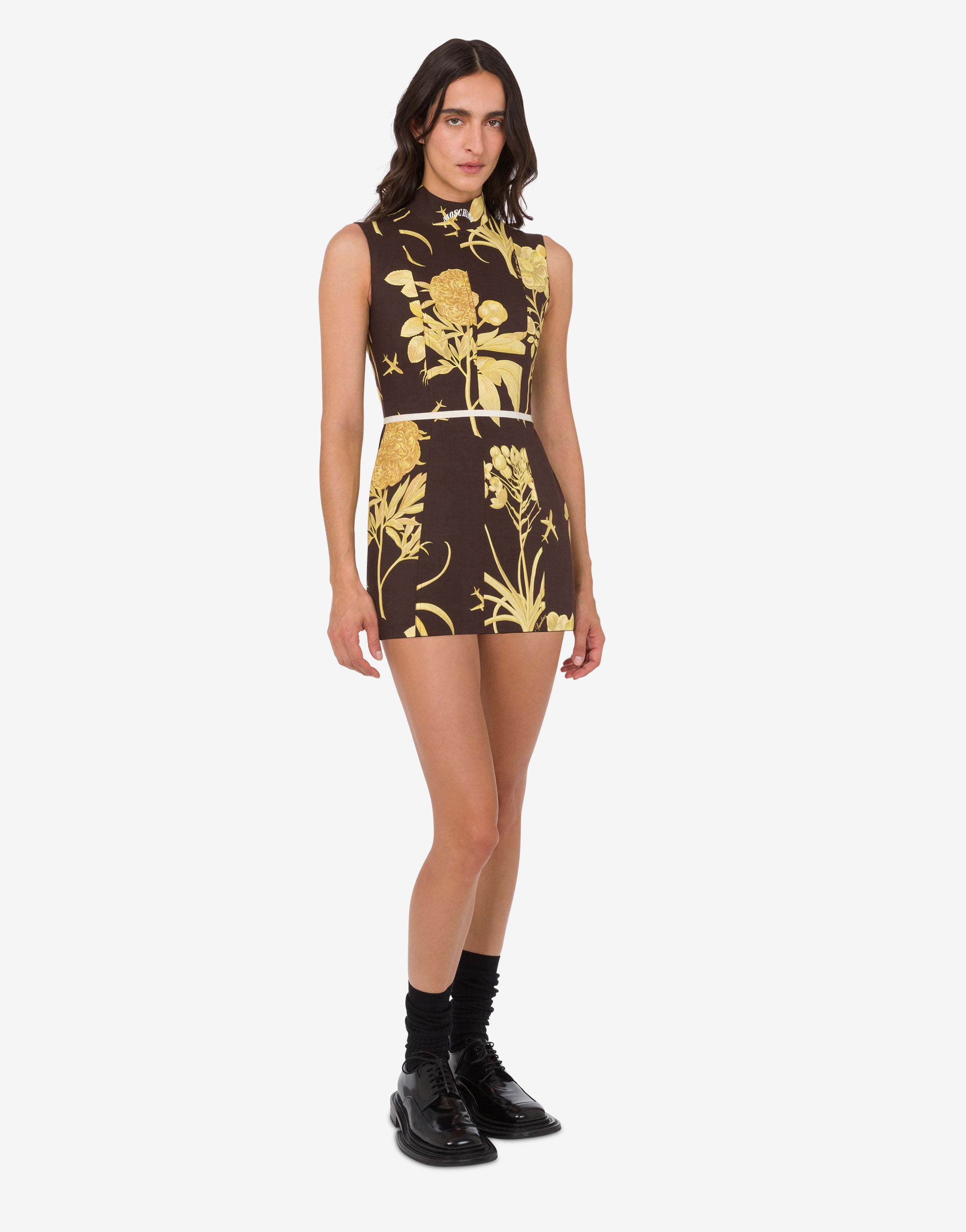 MOSCHINO - Queenページ Moschino EN | Online Boutique: Luxury Clothing and Accessories