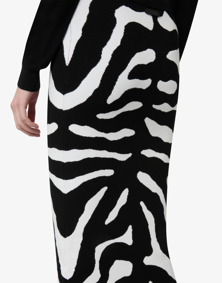 Printed stretch skirt Black Moschino 2