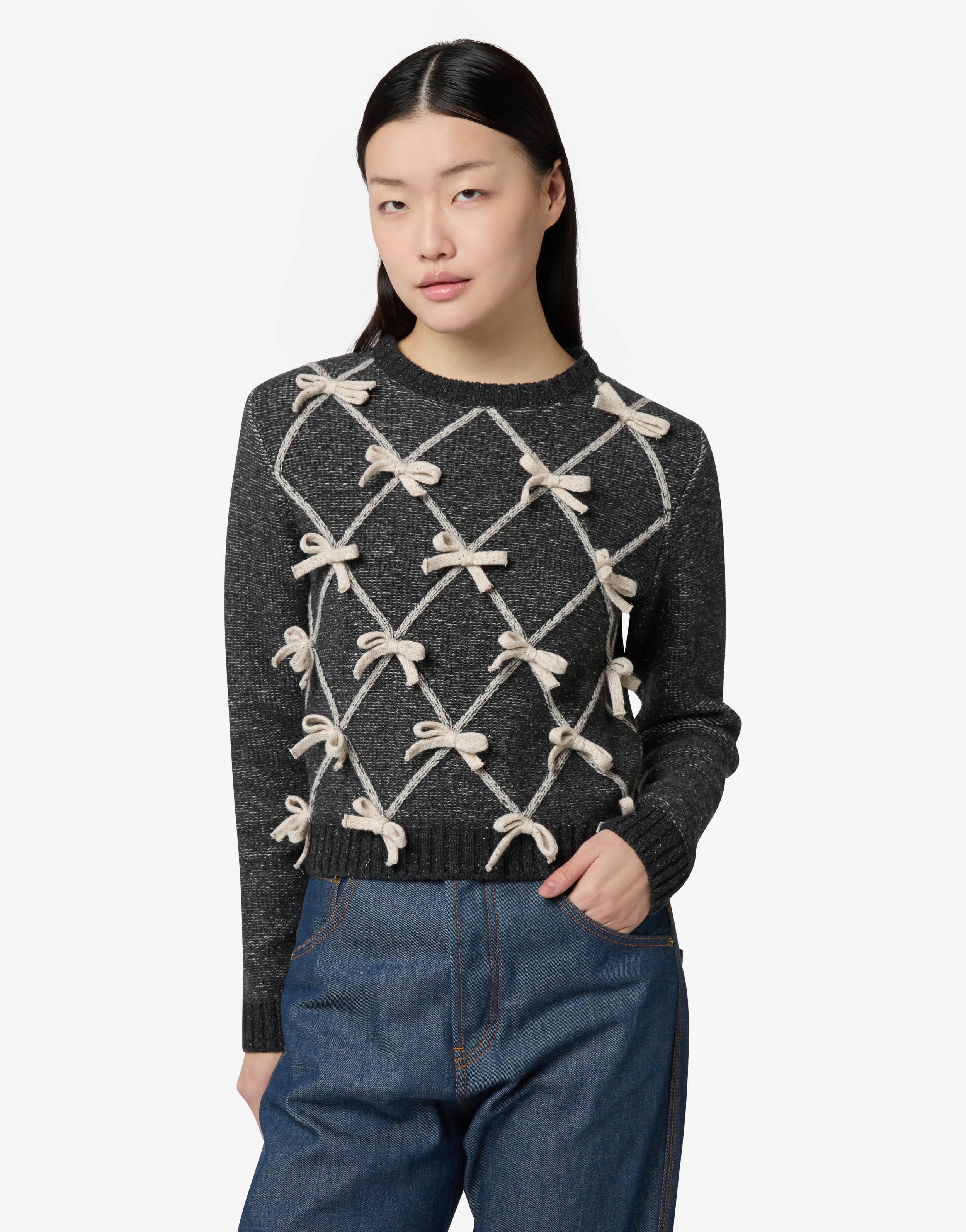 Pullover in misto lana e seta con fiocchi