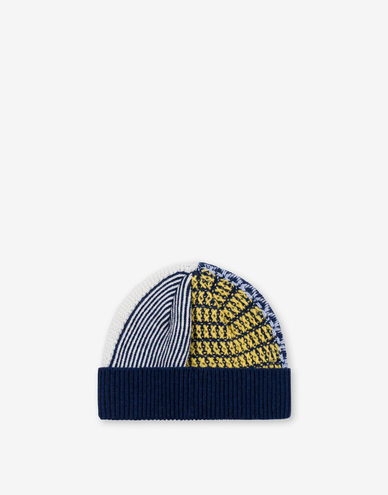 Embroidered patchowrk hat Blue Moschino 1