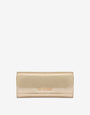 Laminated fabric clutch