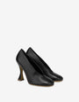 Duck nappa pumps
