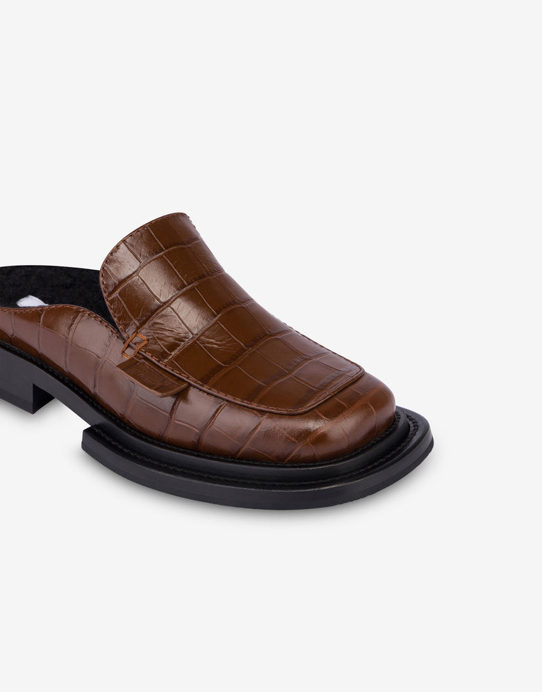 Crocodile-print calfskin clogs Brown Moschino 3