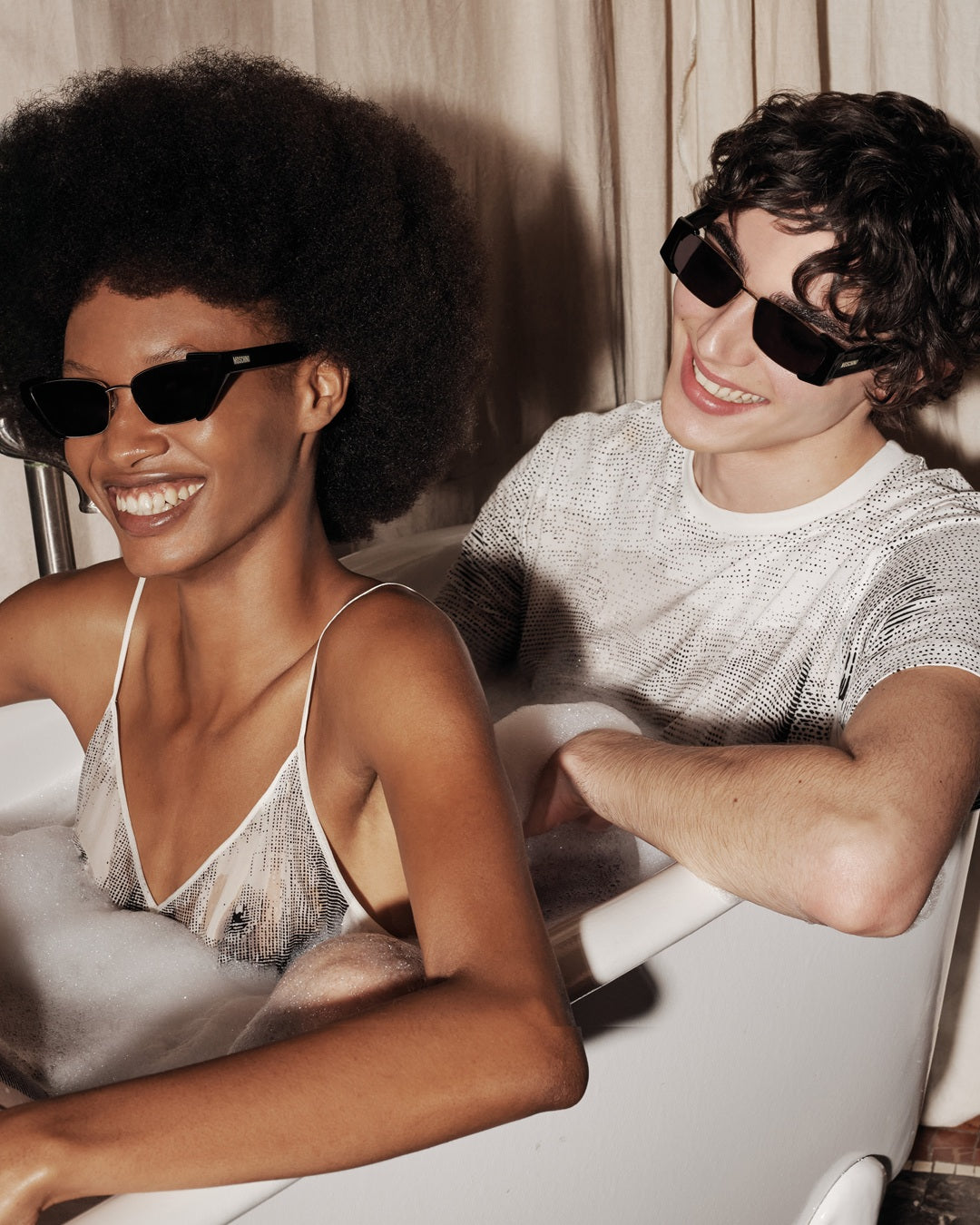 Moschino NEW EYEWEAR 