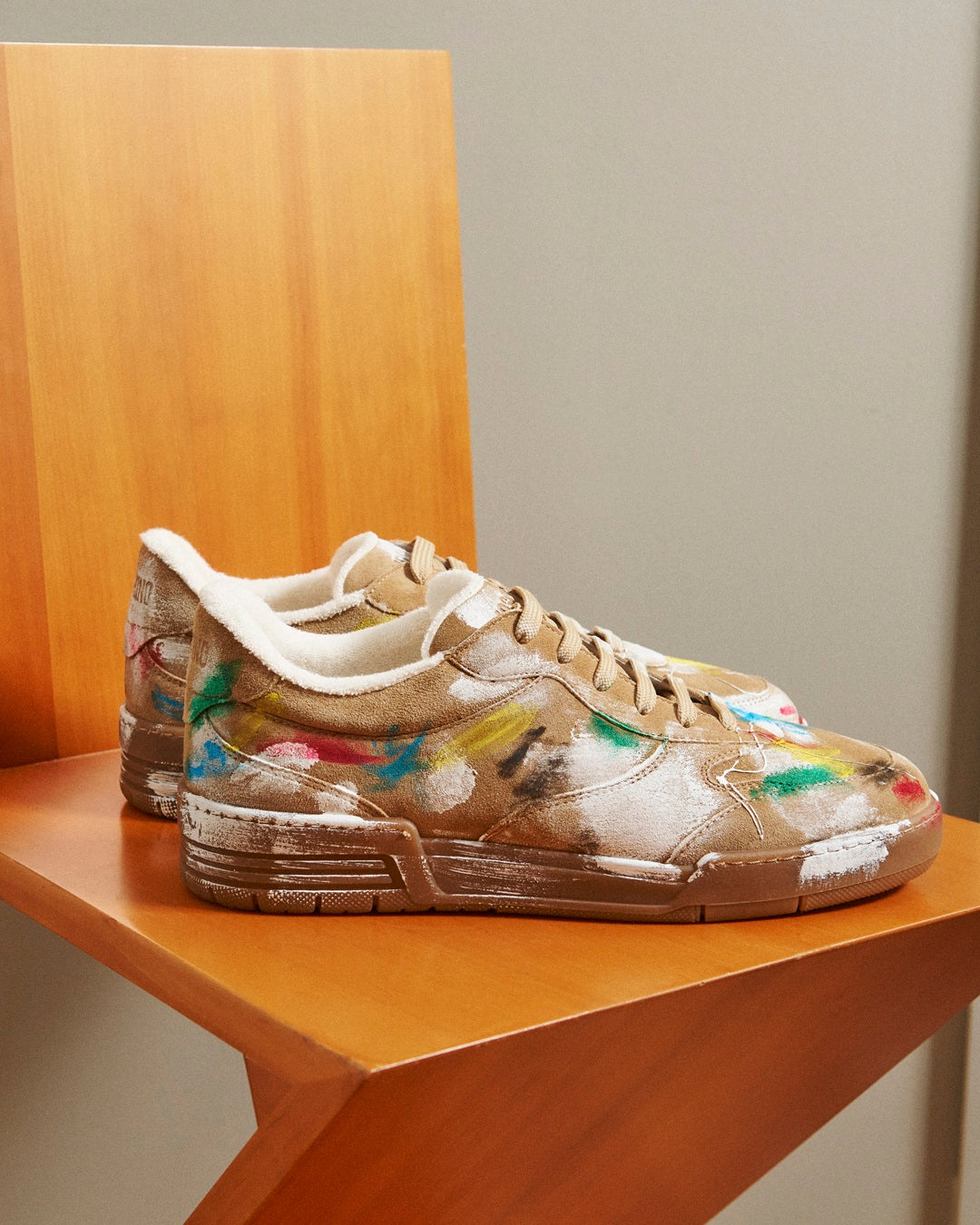 Moschino PENNELLATE DI COLORE SNEAKERS DA UOMO