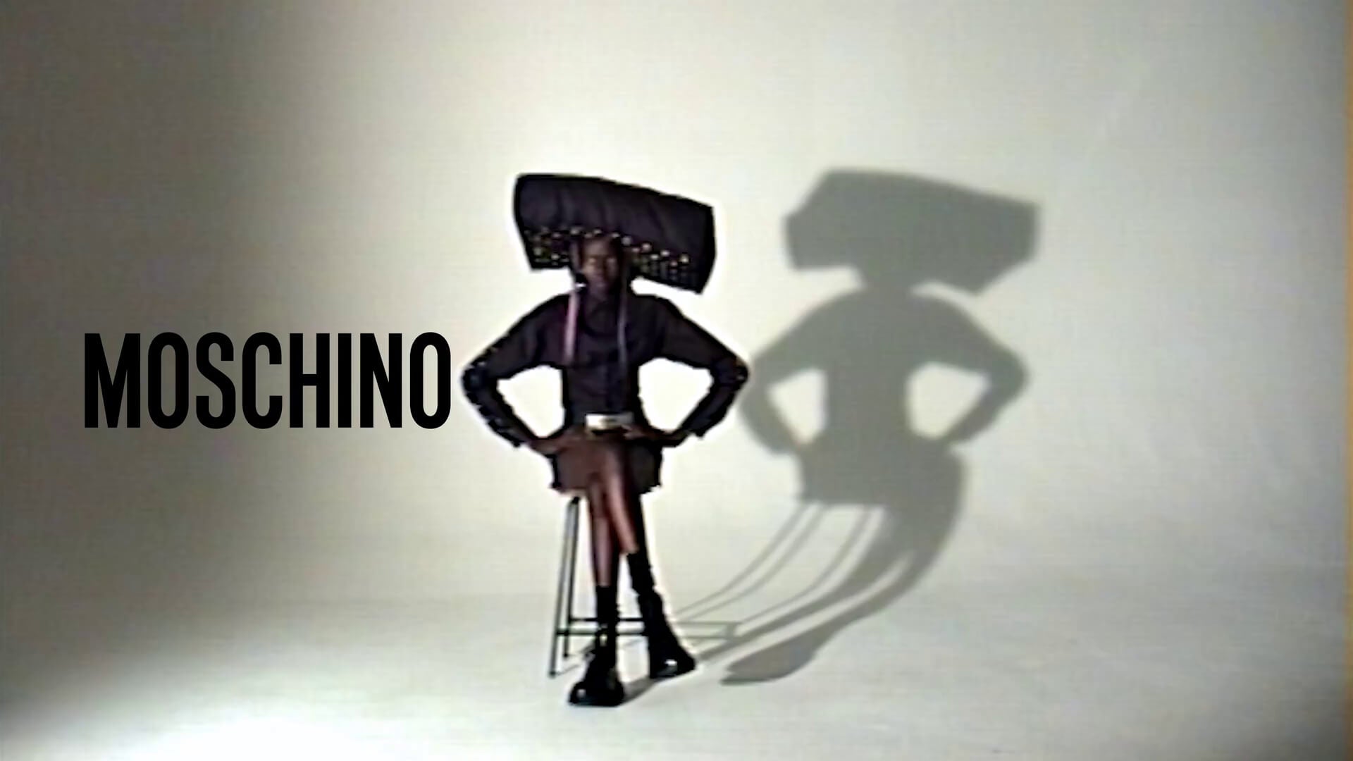 Moschino EN | Online Boutique: Luxury Clothing and Accessories